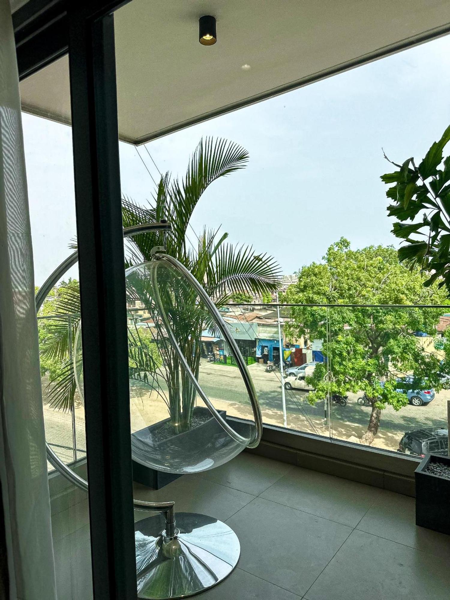 Klik Klak Appart Hotel Cotonou Eksteriør bilde