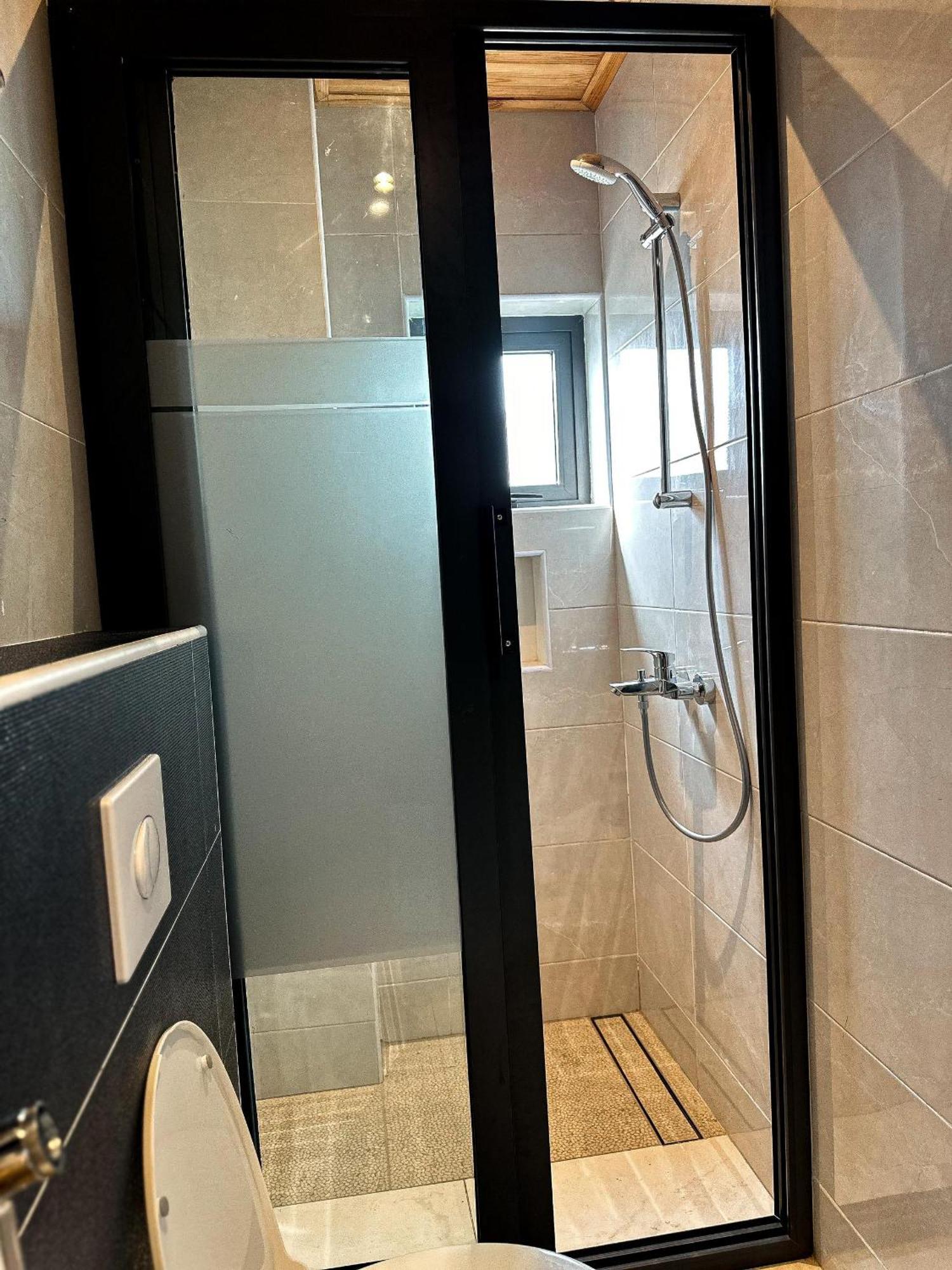 Klik Klak Appart Hotel Cotonou Eksteriør bilde