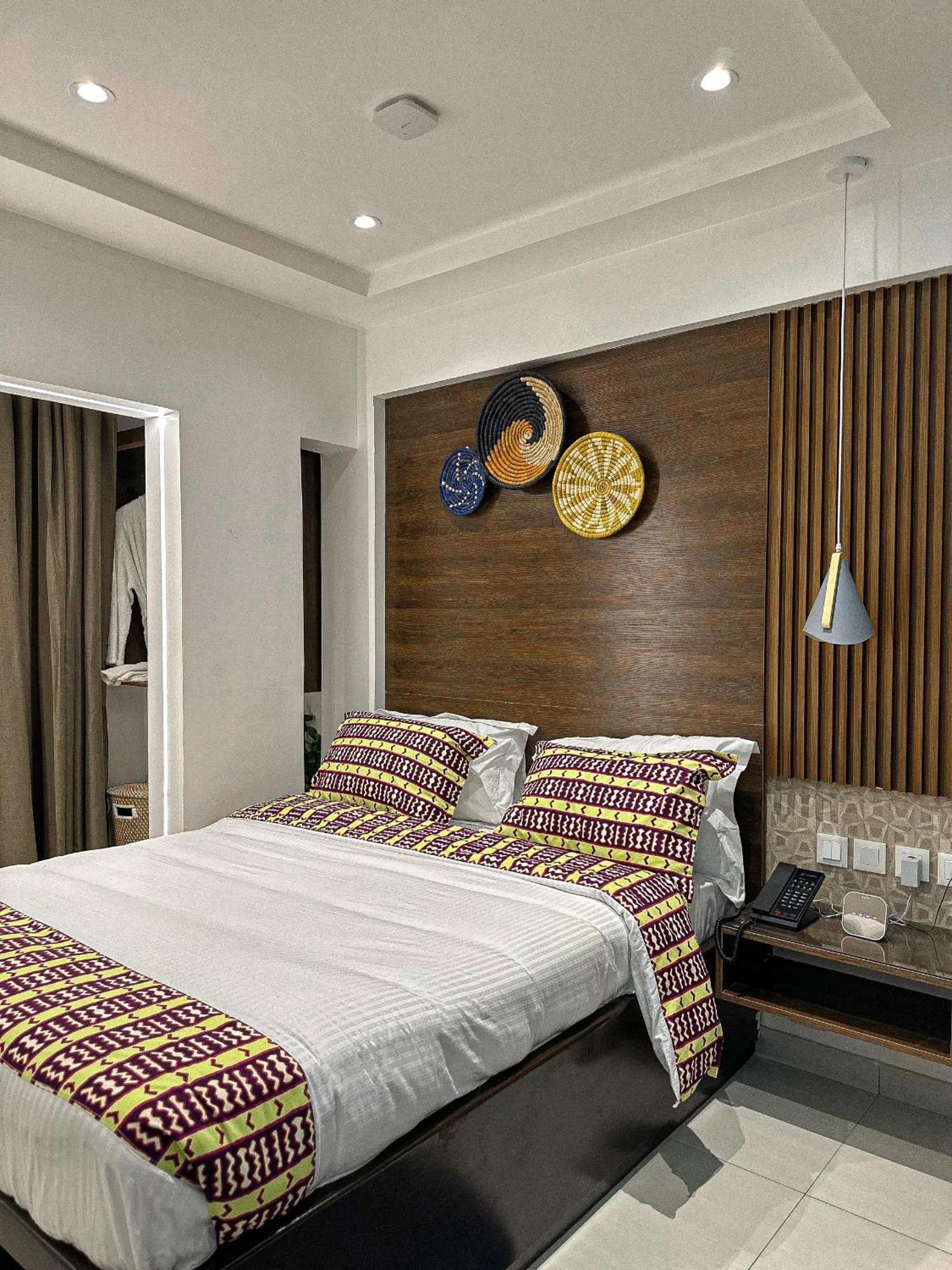 Klik Klak Appart Hotel Cotonou Eksteriør bilde